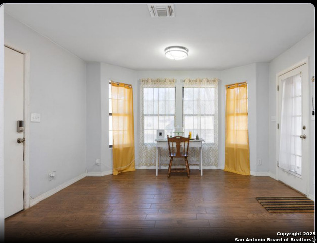 Listing photo id 6 for 133 County Road 7724