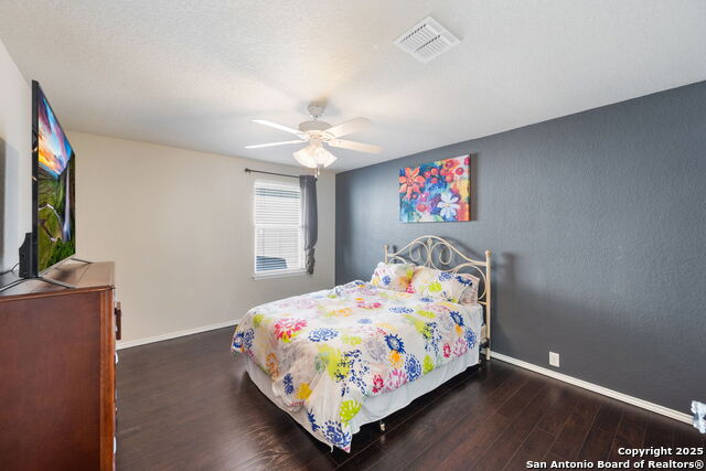 Listing photo id 10 for 8206 Setting Moon