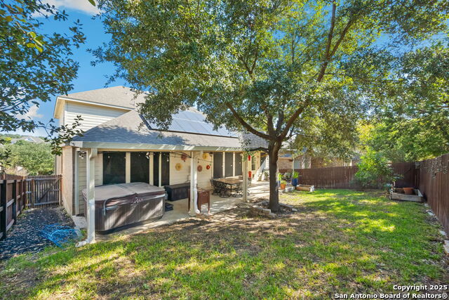 Listing photo id 17 for 8206 Setting Moon