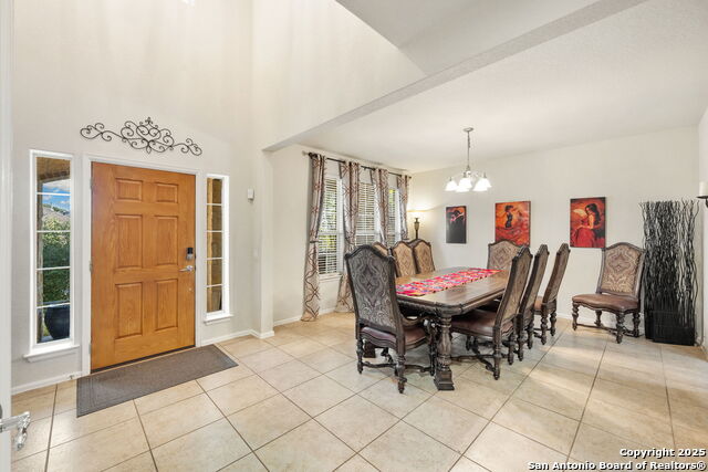 Listing photo id 22 for 8206 Setting Moon