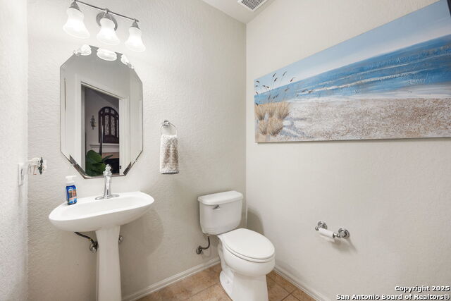 Listing photo id 26 for 8206 Setting Moon