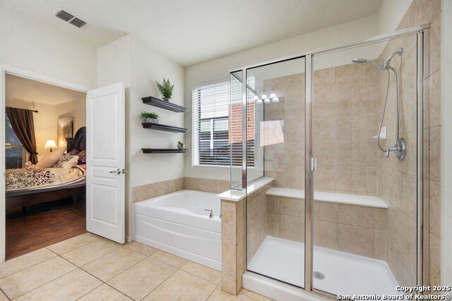 Listing photo id 30 for 8206 Setting Moon