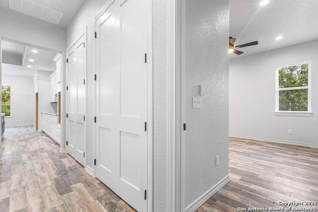 Listing photo id 19 for 114 Cr 6875  