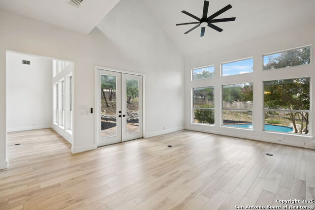 Image 12 of 43 For 19206 Grey Bluff