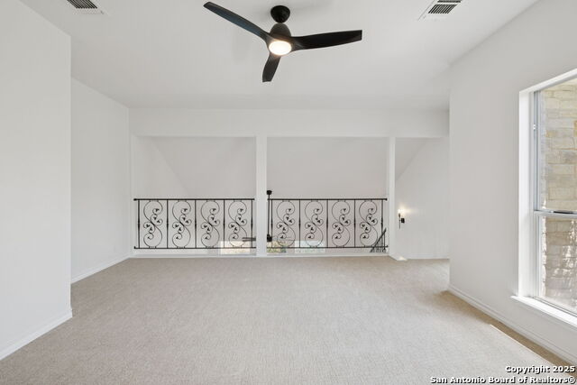 Image 21 of 43 For 19206 Grey Bluff
