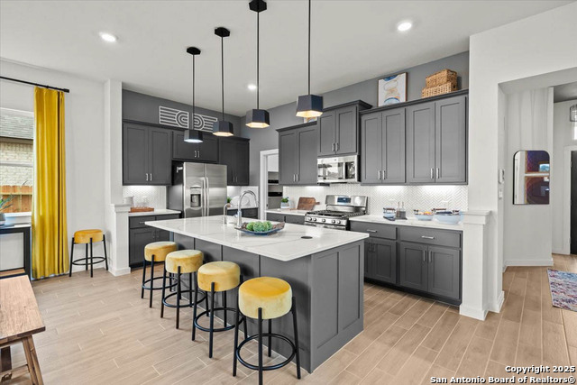 Image 10 of 19 For 2130 Shepards Street