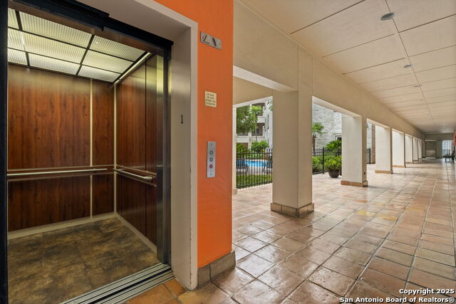Image 21 of 24 For 100 El Prado Drive W 214