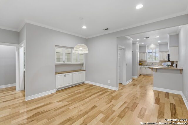 Image 7 of 24 For 100 El Prado Drive W 214