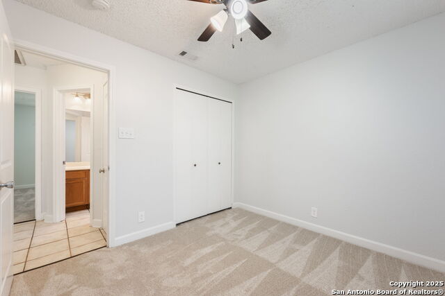 Listing photo id 24 for 7415 Pebblewood