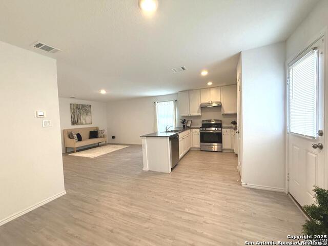 Image 10 of 32 For 9024 James Bowie