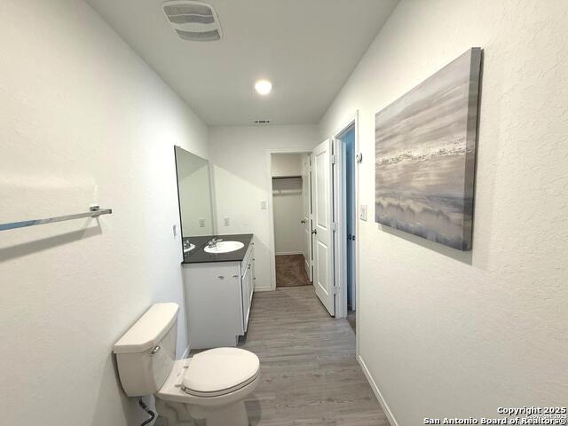 Image 15 of 32 For 9024 James Bowie