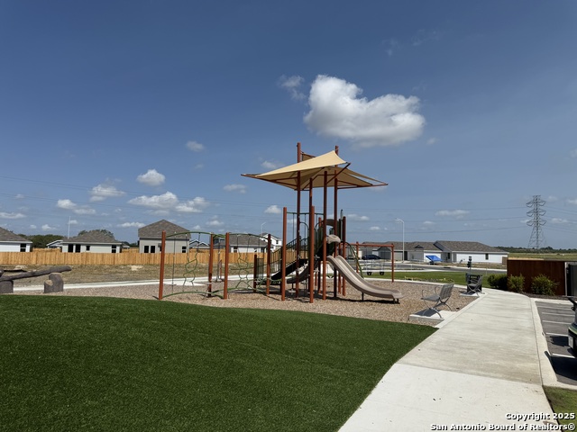 Image 24 of 32 For 9024 James Bowie