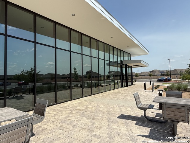 Image 28 of 32 For 9024 James Bowie