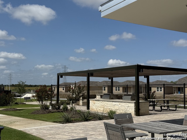 Image 29 of 32 For 9024 James Bowie