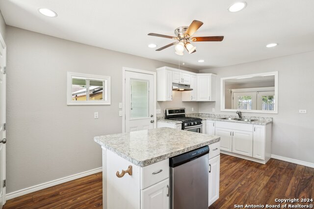 Image 10 of 50 For 1505 B St  