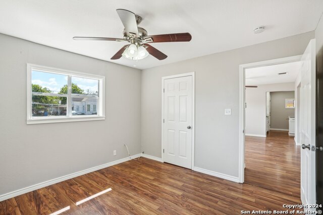 Image 32 of 50 For 1505 B St  