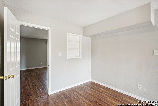 Image 39 of 50 For 1505 B St  