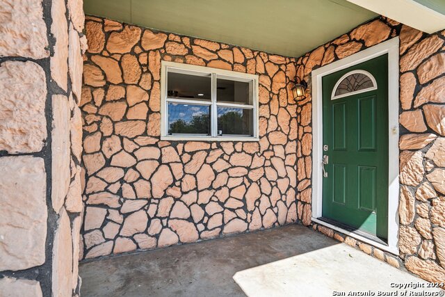 Image 8 of 50 For 1505 B St  