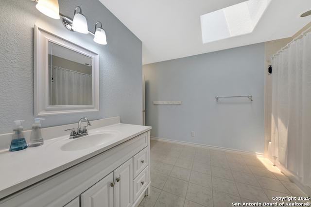 Listing photo id 21 for 639 Bluff Ridge Ct