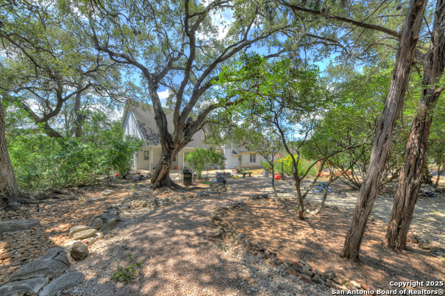 Listing photo id 30 for 639 Bluff Ridge Ct