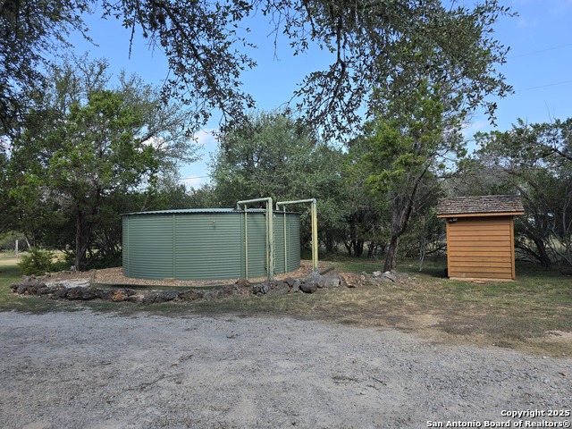 Listing photo id 33 for 639 Bluff Ridge Ct