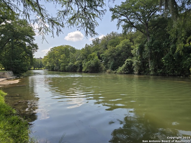Listing photo id 41 for 639 Bluff Ridge Ct
