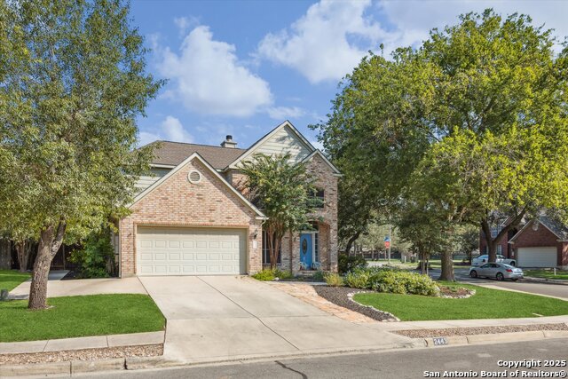 Listing photo id 0 for 2443 Cove Hill