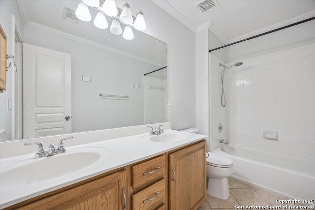 Listing photo id 23 for 2443 Cove Hill