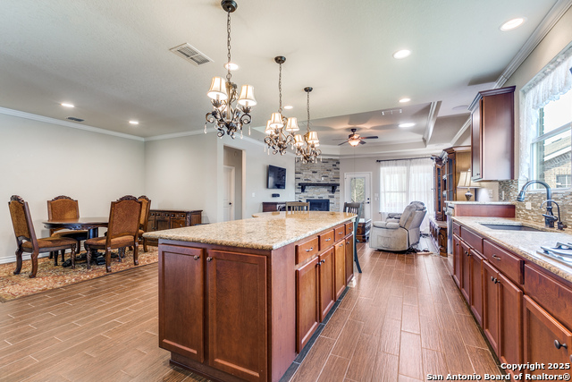 Image 4 of 25 For 3614 Denison Dam