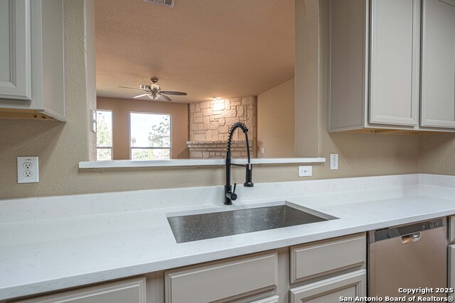 Image 13 of 33 For 228 Bright Chase