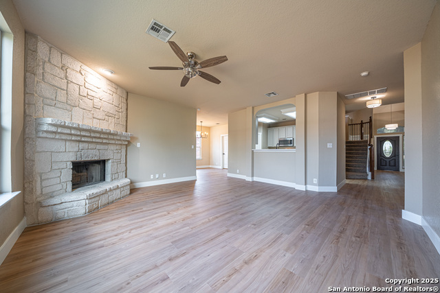 Image 9 of 33 For 228 Bright Chase