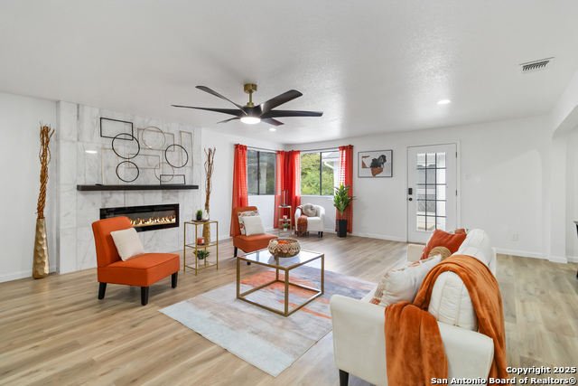 Details for 2902 Belvoir Dr, San Antonio, TX 78230