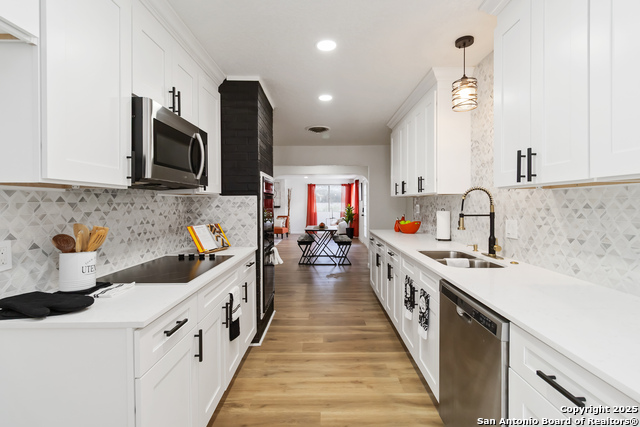 Image 13 of 46 For 2902 Belvoir Dr