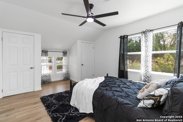 Image 26 of 46 For 2902 Belvoir Dr