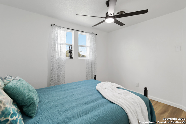 Image 29 of 46 For 2902 Belvoir Dr