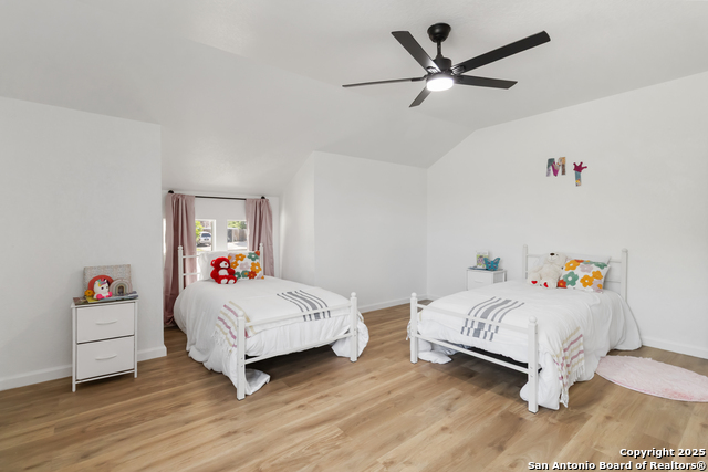 Image 32 of 46 For 2902 Belvoir Dr