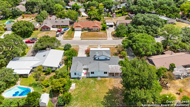 Image 42 of 46 For 2902 Belvoir Dr