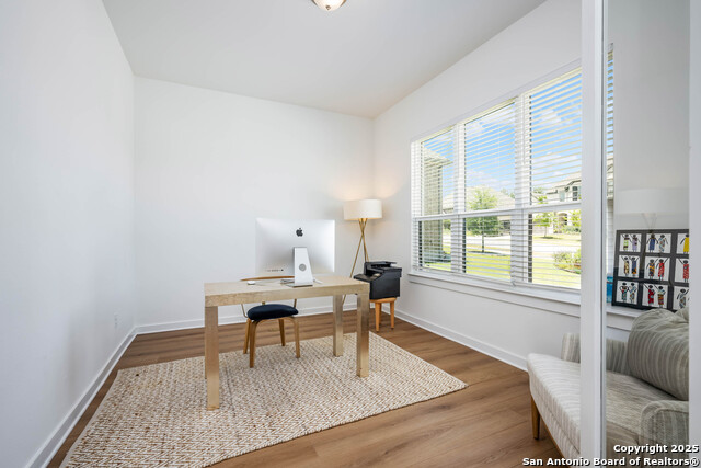 Image 13 of 35 For 139 Newcourt Pl