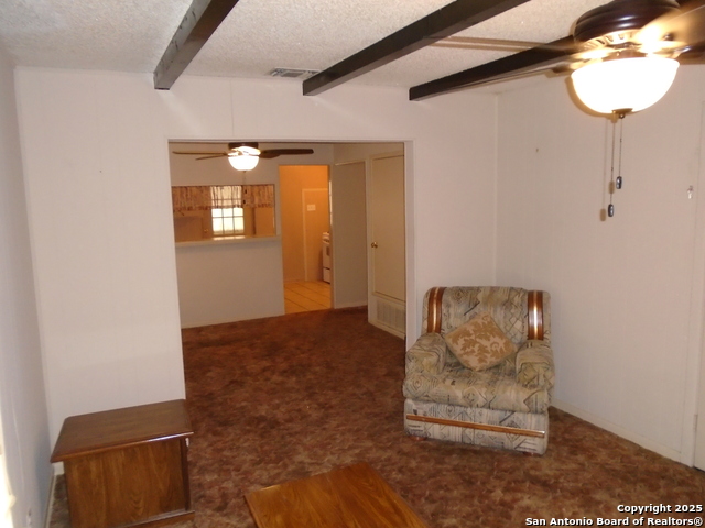 Listing photo id 12 for 739 Theo