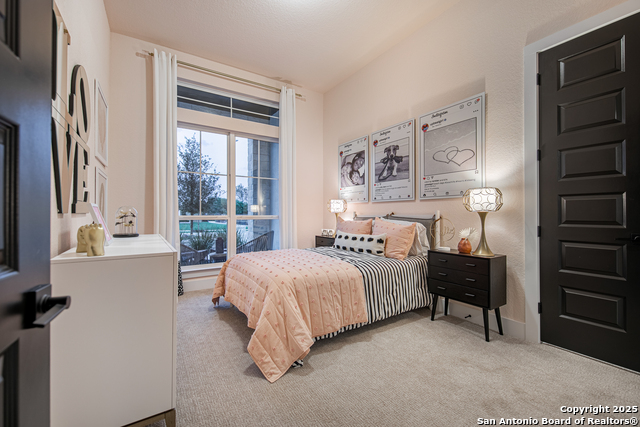 Image 11 of 37 For 520 Caliban  