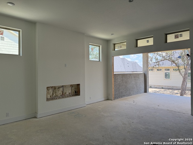 Image 5 of 37 For 520 Caliban  