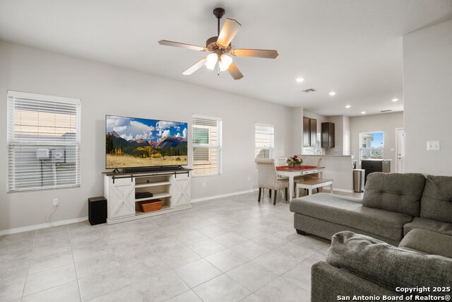 Image 4 of 36 For 5502 Daniel Way