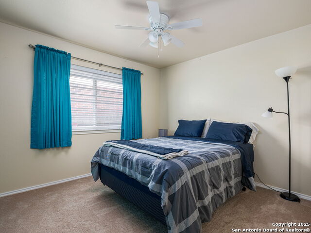 Listing photo id 8 for 26906 Spiral