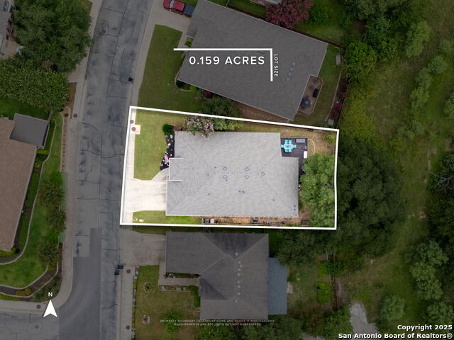 Listing photo id 15 for 26906 Spiral