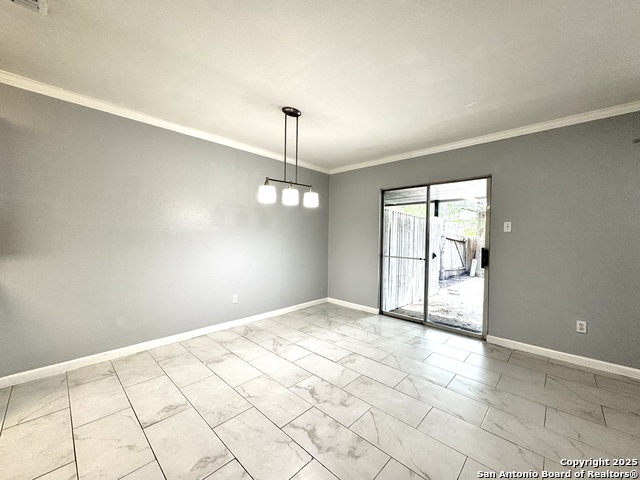 Image 11 of 39 For 6022 Bantry Bay
