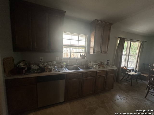Image 14 of 18 For 4635 La Loma