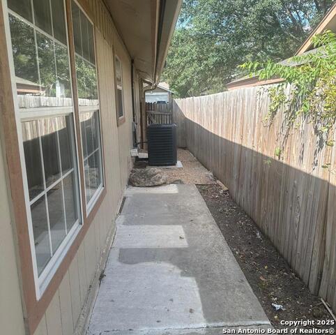 Image 15 of 18 For 4635 La Loma