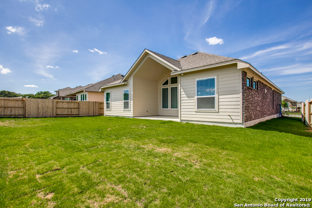 Listing photo id 22 for 114 Telford Way