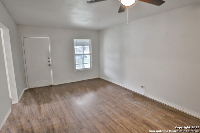 Image 5 of 19 For 2426 Cincinnati Ave  2426