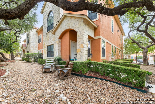Details for 6160 Eckhert  204, San Antonio, TX 78240